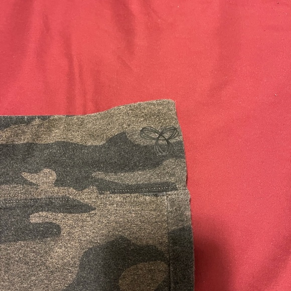 leggings - Picture 2 of 3